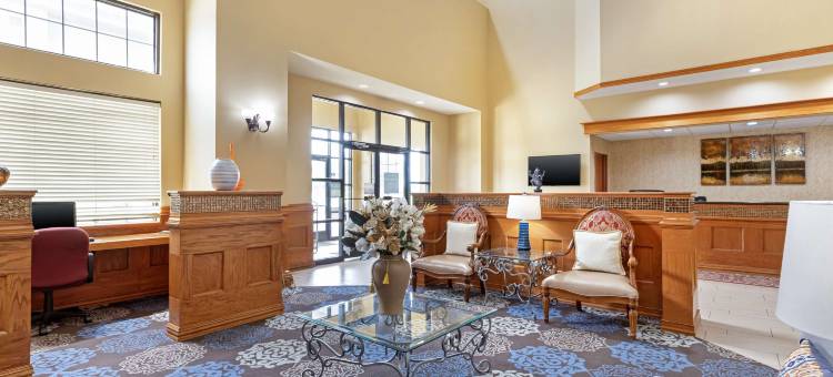 洛克斯特格罗夫贝斯特韦斯特套房酒店(Best Western Locust Grove Inn  Suites)图片