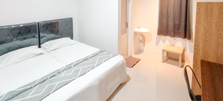 Happy Family Homestay Jember Mitra RedDoorz图片