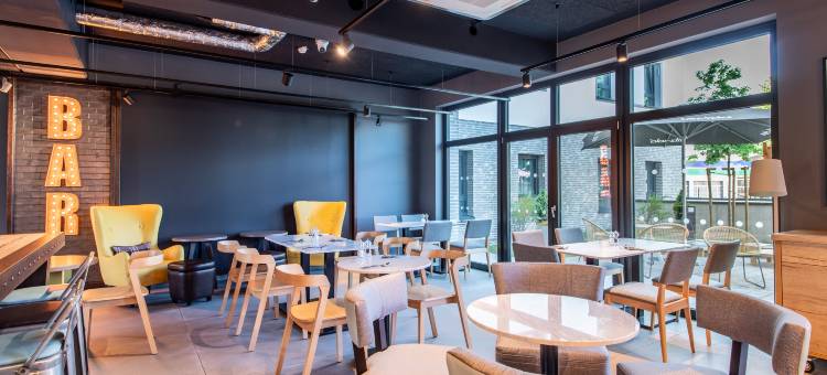 优品迎海德堡市巴恩施塔特酒店(Premier Inn Heidelberg City Bahnstadt Hotel)图片