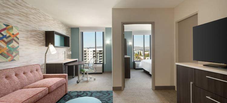 伍德兰希尔斯洛杉矶希尔顿惠庭酒店(Home2 Suites by Hilton Woodland Hills Los Angeles)图片