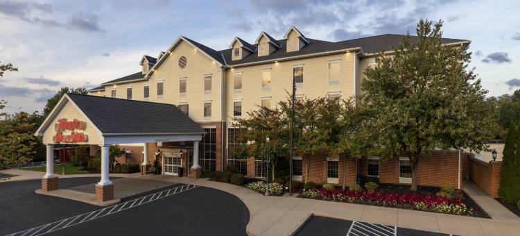 威廉斯堡广场州立学院欢朋酒店套房(Hampton Inn & Suites State College at Williamsburg Square)图片