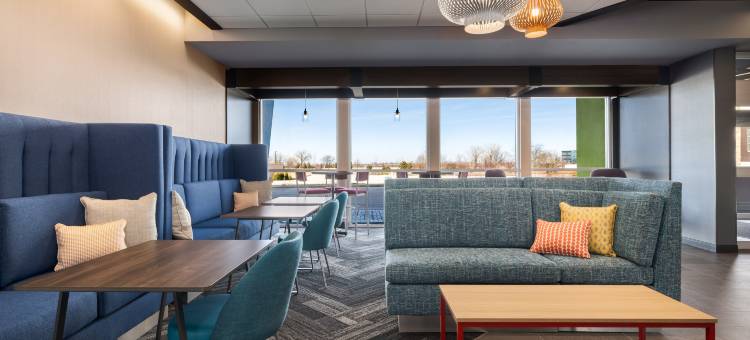 Tru By Hilton Oshkosh = Tru By Hilton 奥什科什(Tru by Hilton Oshkosh)图片