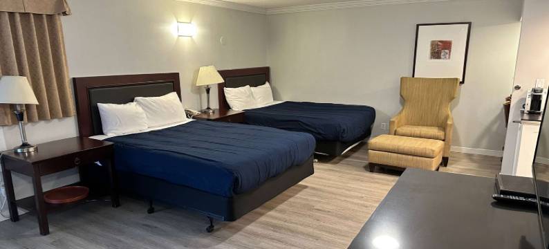 Travelodge by Wyndham Langley图片