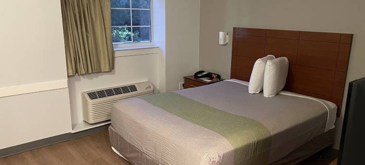 弗吉尼亚里奇蒙德 6 号汽车旅馆 - I-64 西(Motel 6 Richmond, VA - I-64 West)图片