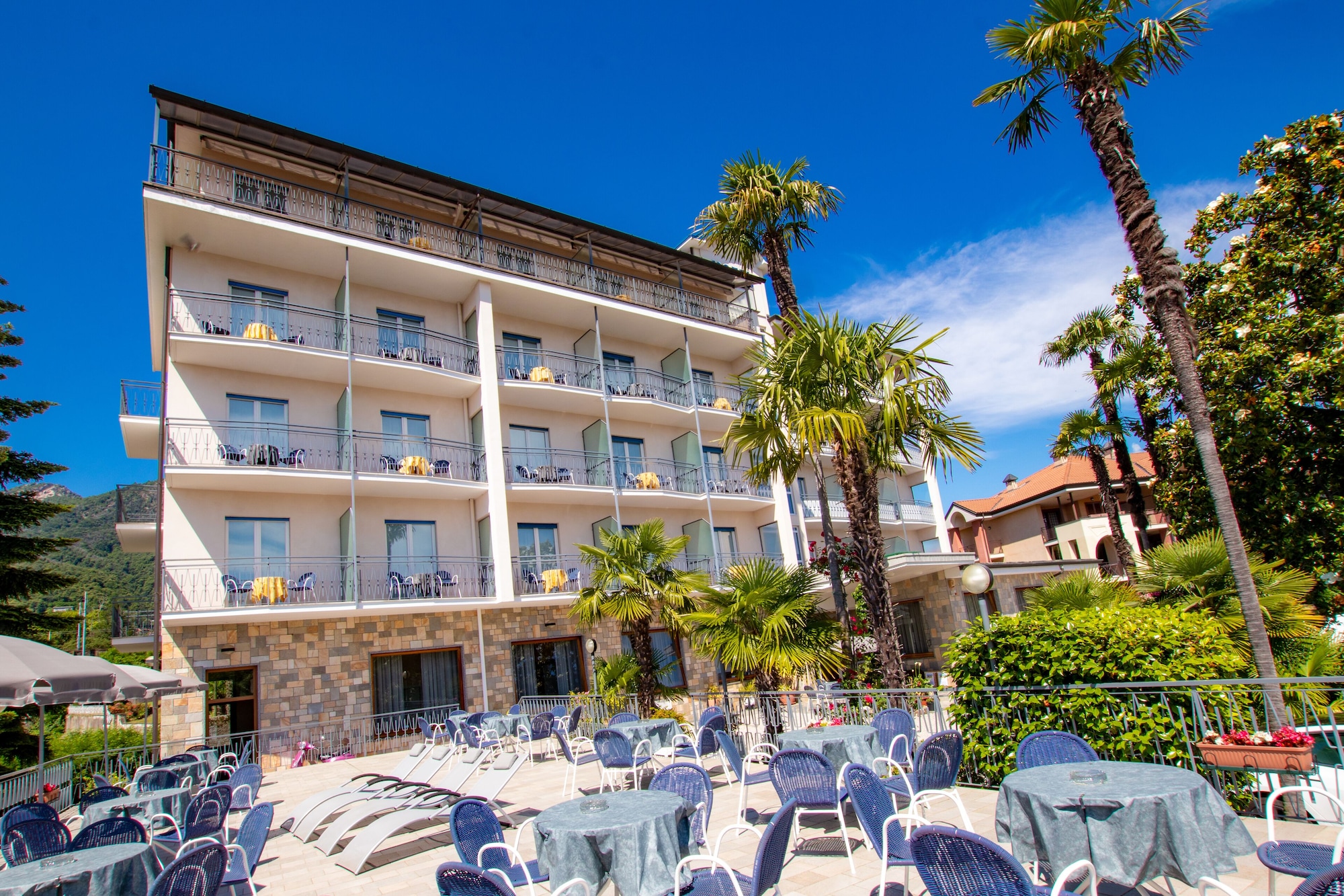 Hotel Alpi Over view