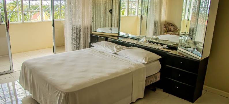 怀特豪斯别墅(The Whytehouse Villa)图片