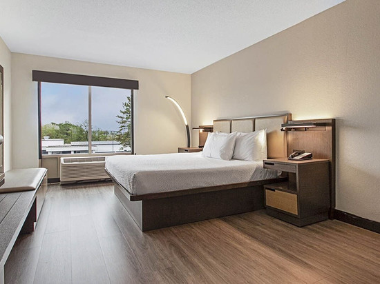 梅肯I-75蔚景温德姆酒店