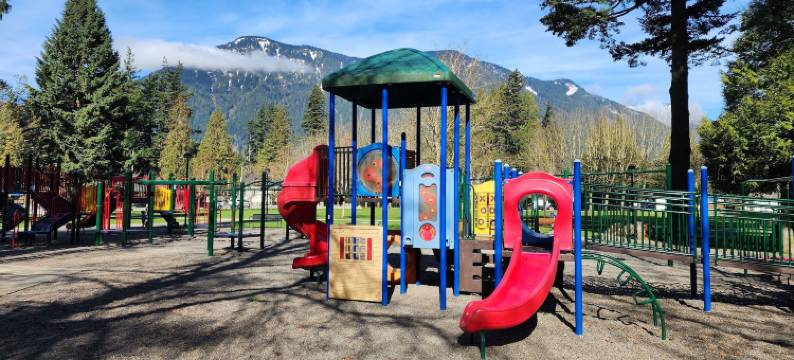 山中的旅馆(Inn the Mountains)图片