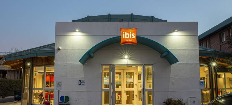 宜必思门多萨酒店(Ibis Mendoza)图片