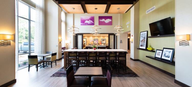 费耶特维尔欢朋套房酒店(Hampton Inn & Suites Fayetteville)图片