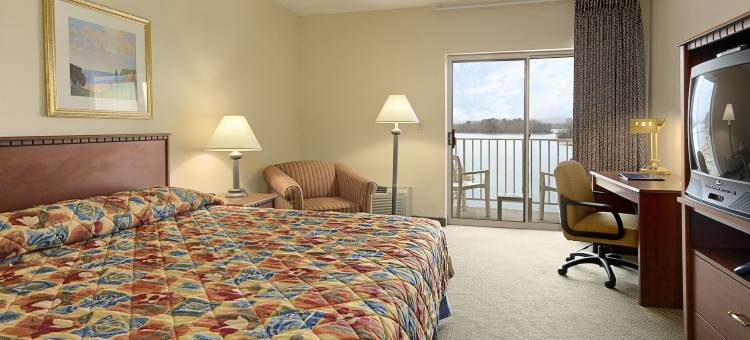 温泉城温德姆呗盟酒店(Baymont by Wyndham Hot Springs on the Lake)图片