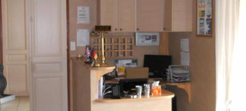 花卉城堡餐厅酒店(Hotel Restaurant le Castel Fleuri)图片