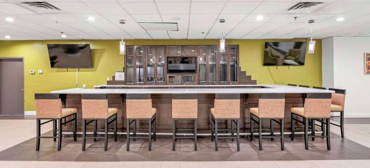 红狮酒店夏洛特(Red Lion Hotel Charlotte)图片