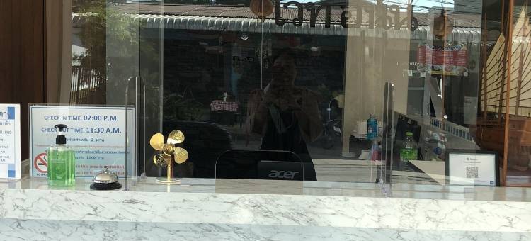 怀特廊开假日酒店(White Inn Nongkhai Hotel)图片