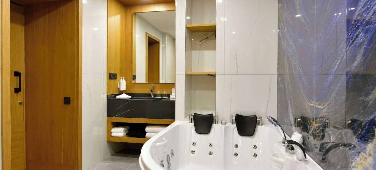 梅尔辛丽笙酒店(Radisson Hotel Mersin)图片