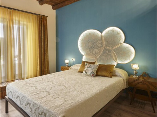 加莱里亚艾森提亚酒店