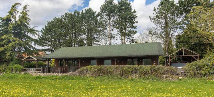 罗兰度假小屋酒店(Rocklands Lodges)图片