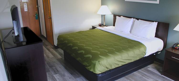 品质酒店 哥伦比亚市 近US-30(BlissPoint Inn Columbia City)图片