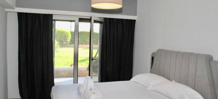 格利法达的海边隐居处(Beachside Retreat in Glyfada)图片