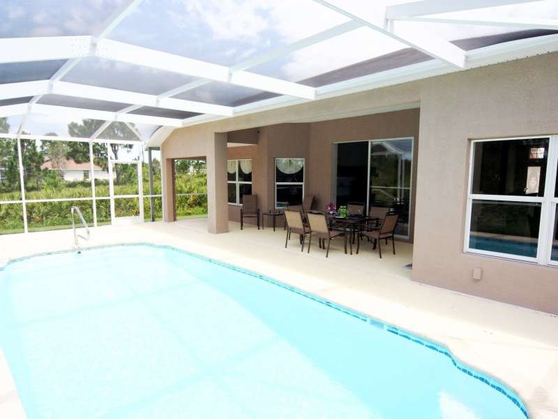 Dolphin Cove Over view