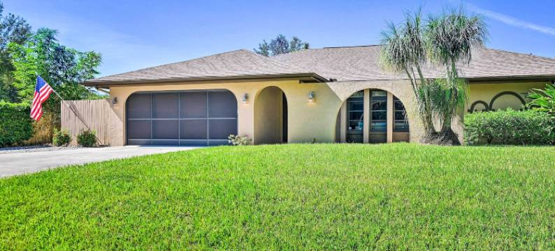 波特夏洛特旅居，带有暖水游泳池和温泉浴！(Port Charlotte Retreat w/ Heated Pool & Spa!)图片