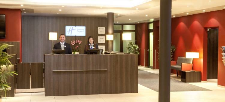 Holiday Inn Express 苏黎世机场智选假日酒店(Holiday Inn Express ZÜRICH Airport)图片