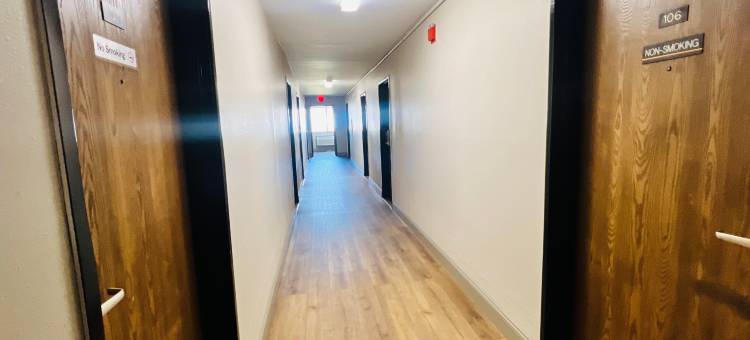OYO 玫瑰木旅馆尤宁城I-69(Rosewood Inn by OYO Union City I-69)图片