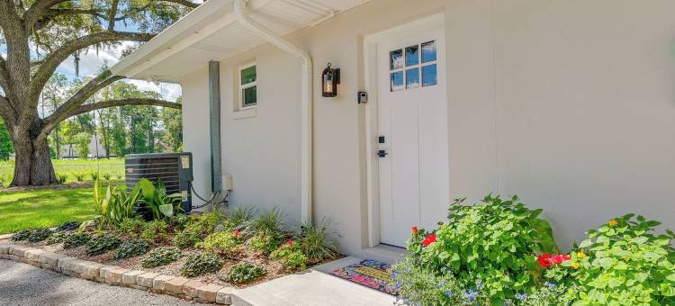 配有游泳池，带屏幕的Lanai的舒适奥卡拉避难所(Cozy Ocala Retreat w/ Pool, Screened Lanai!)图片