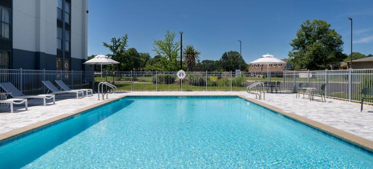 威廉斯堡历史区希尔顿Spark酒店(Spark by Hilton Williamsburg Historic Area)图片