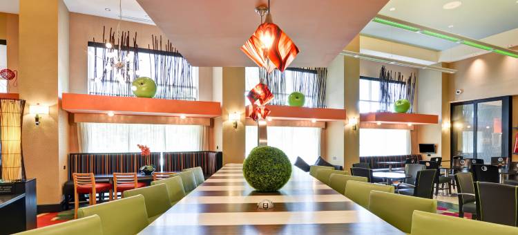 克拉布特里欢朋套房酒店(Hampton Inn & Suites Raleigh/Crabtree Valley)图片