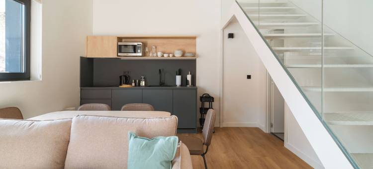 Limehome潘普洛纳希拉里翁·埃斯拉瓦(limehome Pamplona Hilarión Eslava)图片