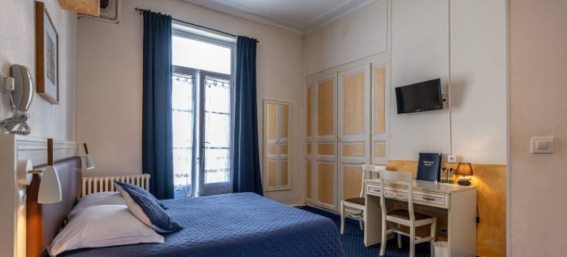 蒙塔尔吉斯中央酒店(Logis Hôtel Central)图片