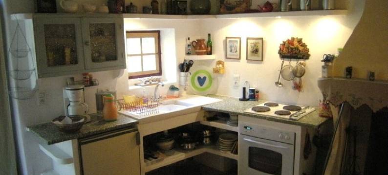 "Ground floor" in the petit domaine图片