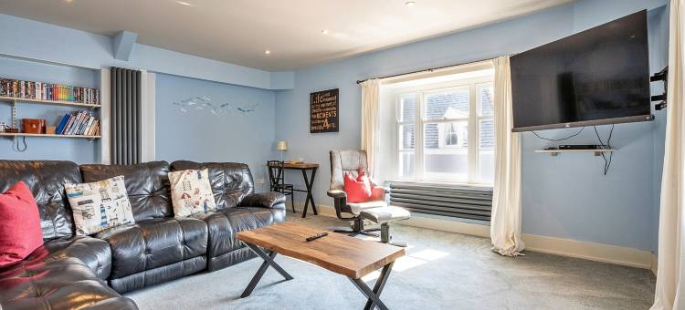 Apartment in Beaumaris with Snowdonia Views图片