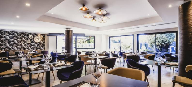 波城体育馆美居酒店(Hôtel Mercure Pau Palais des Sports)图片