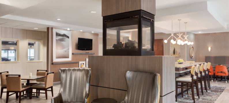 丹佛樱桃溪欢朋套房酒店(Hampton Inn & Suites Denver-Cherry Creek)图片