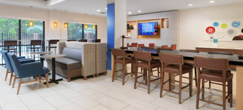 智选假日套房酒店卡姆登 by IHG(Holiday Inn Express & Suites Camden by IHG)图片