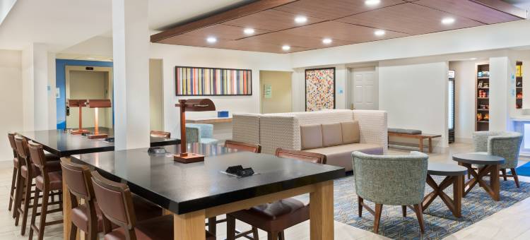 智选假日套房酒店-哥伦布机场东(Holiday Inn Express & Suites Columbus Airport East)图片