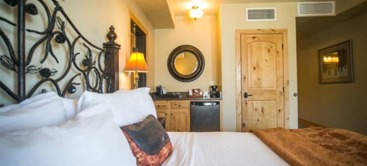 带超大露台和壮丽景色的宽敞公寓 - RedAwning(Huge Condo with Stunning Views from Oversized Deck Save 20% on 7 Nights!)图片