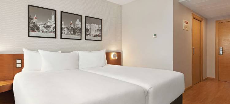 阿尔姆萨菲斯瓦伦西亚温德姆华美达酒店(Ramada by Wyndham Valencia Almussafes)图片