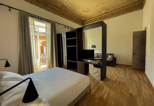 Tambasia affittacamere Hotel Overview