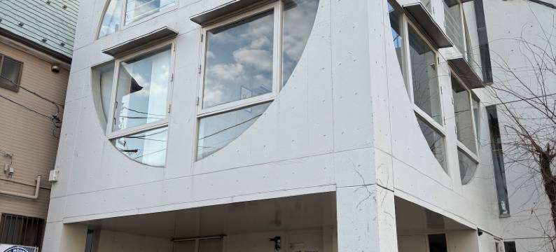 Moon Base Tokyo Inn图片