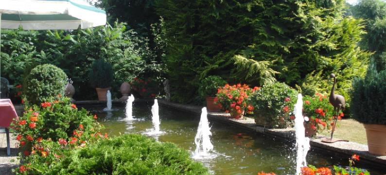 兰伯提艾菲尔酒店(Eifel Hotel Lamberty)图片