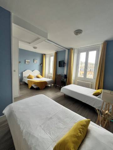 皇后宁静酒店(Hôtel de Bretagne - Anciennement Queen Serenity Hotel)