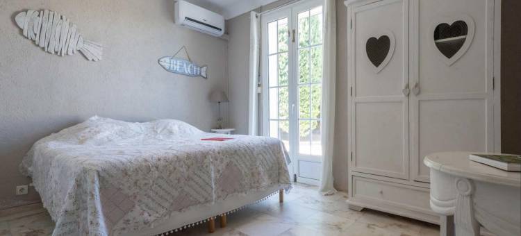 Villa in Les Issambres near the Sea图片