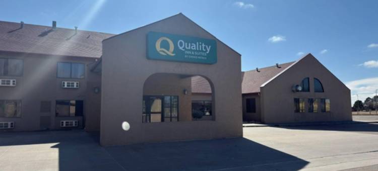 科尔比品质酒店及套房(Quality Inn & Suites Colby)图片