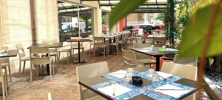 阿隆里米尼酒店(Hotel Aron Rimini)图片