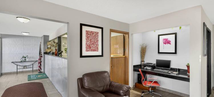 奥图姆瓦北品质酒店及套房(Quality Inn & Suites Ottumwa North)图片