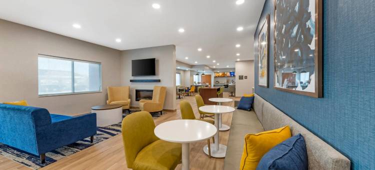 康福特俄克拉何马城北-Quail Springs酒店及套房(Comfort Inn & Suites Oklahoma City North - Quail Springs)图片