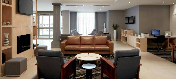 蒙特利尔机场万枫酒店及套房(Fairfield Inn & Suites Montreal Airport)图片